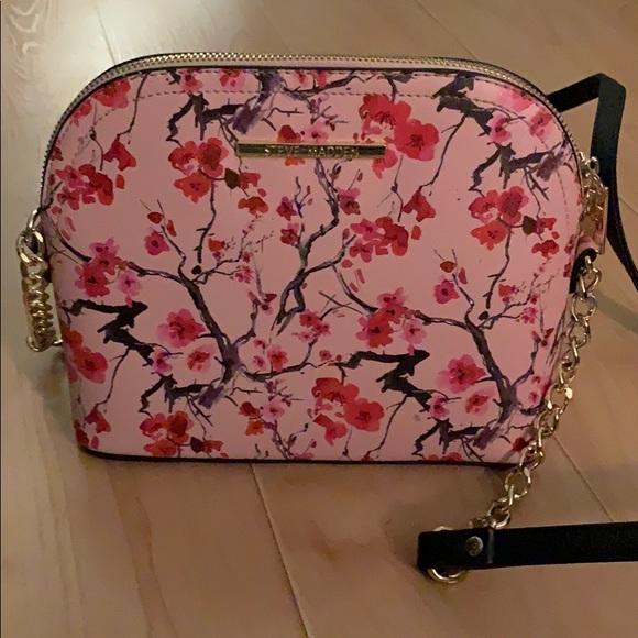 Steve Madden Handbags - Steve Madden handbag Steve Madden Handbags - Steve Madden handbag